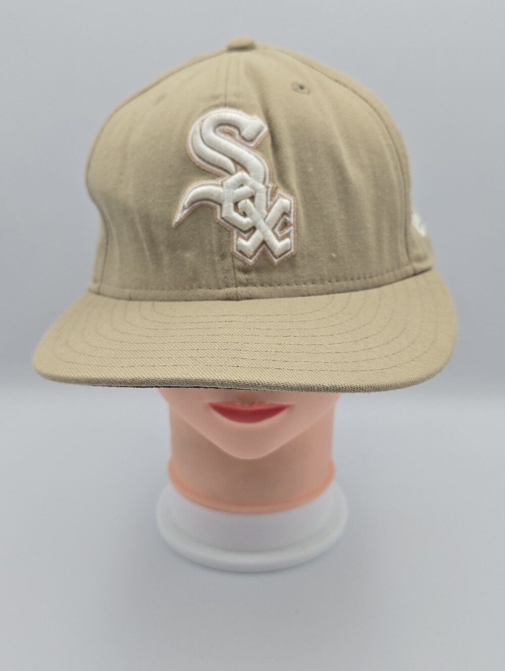 New Era 59Fifty Chicago White Sox Beige/Khaki Fitted Hat Size 7 3/8